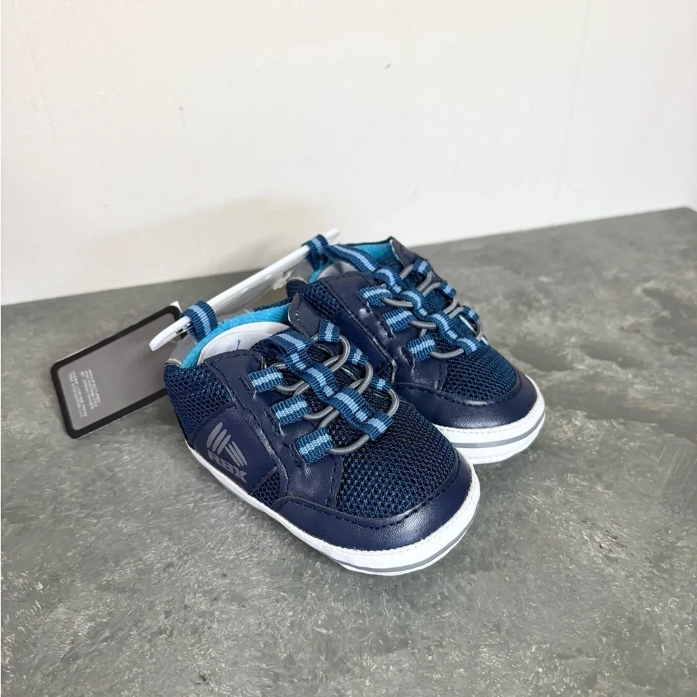 Reebok blue navy crib sneaker shoe unisex boys size 3 new